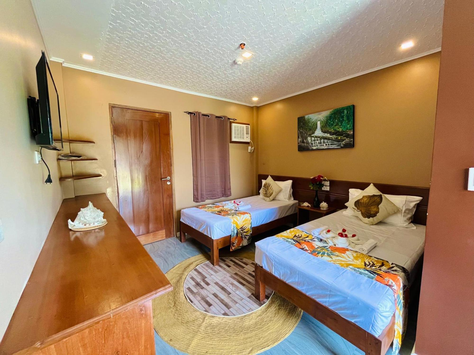 On Board Lifestyle Panglao Resort Екстериор снимка