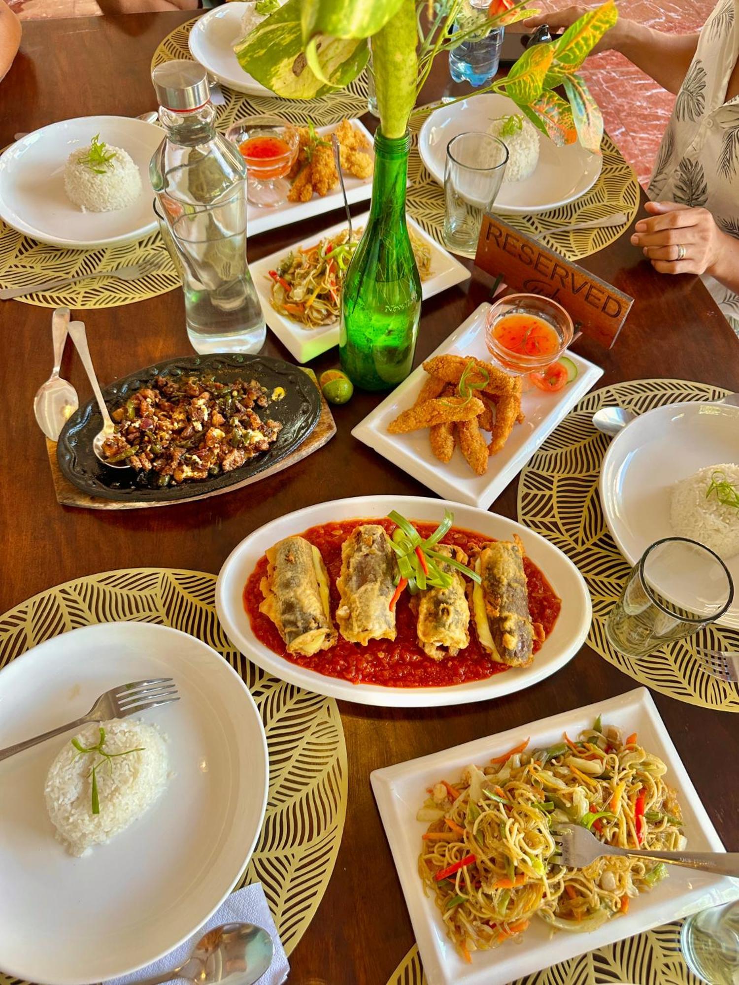 On Board Lifestyle Panglao Resort Екстериор снимка