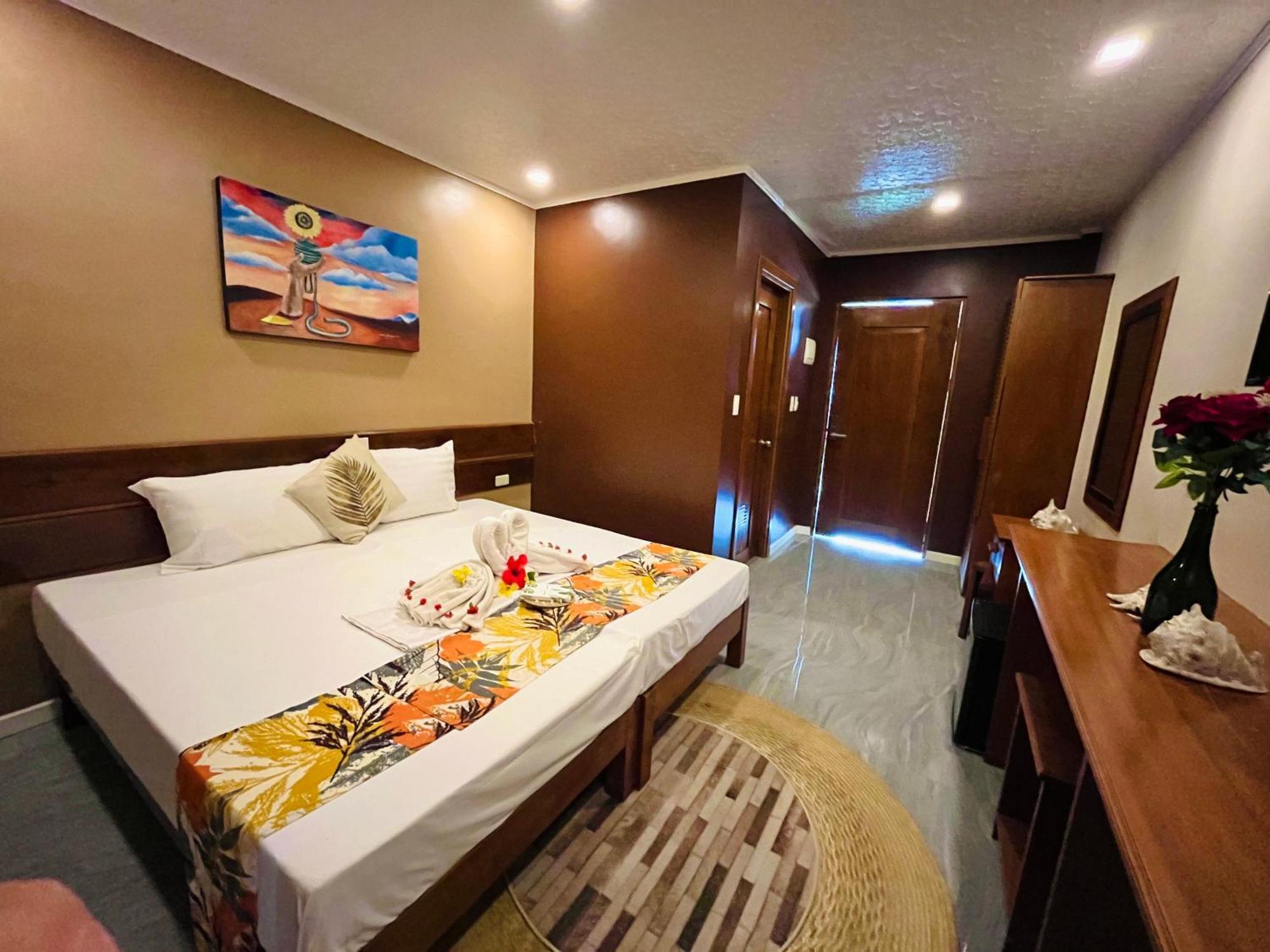 On Board Lifestyle Panglao Resort Екстериор снимка