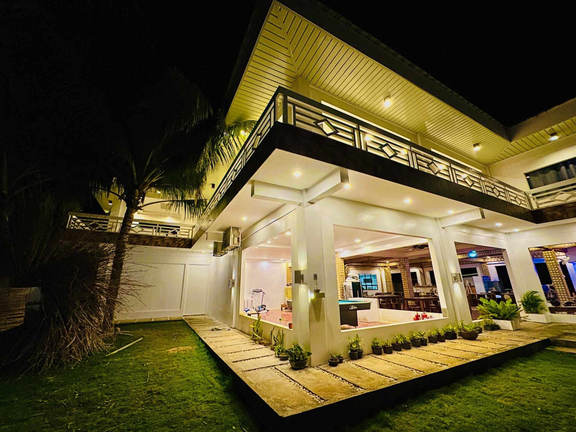 On Board Lifestyle Panglao Resort Екстериор снимка